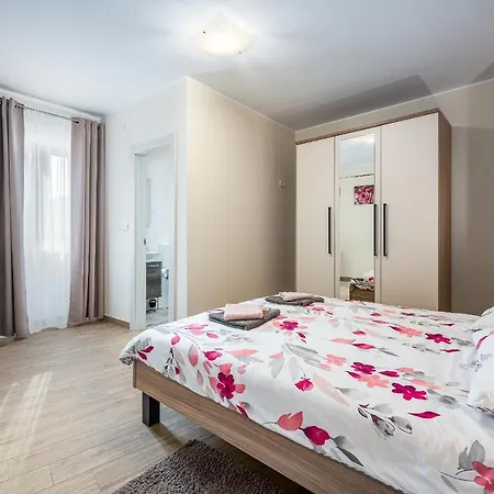 Apartment Angelina